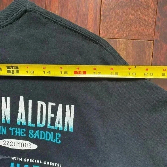 Jason Aldean T-Shirt Back in the Saddle 2021 Concert  Tour Band Tee Black Medium - Picture 11 of 16